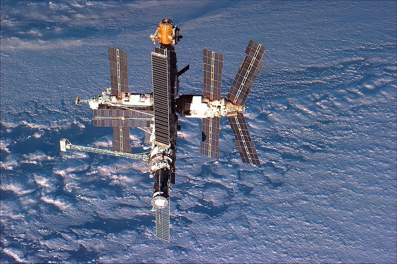 Резултат с изображение за „орбитална станция Мир.“